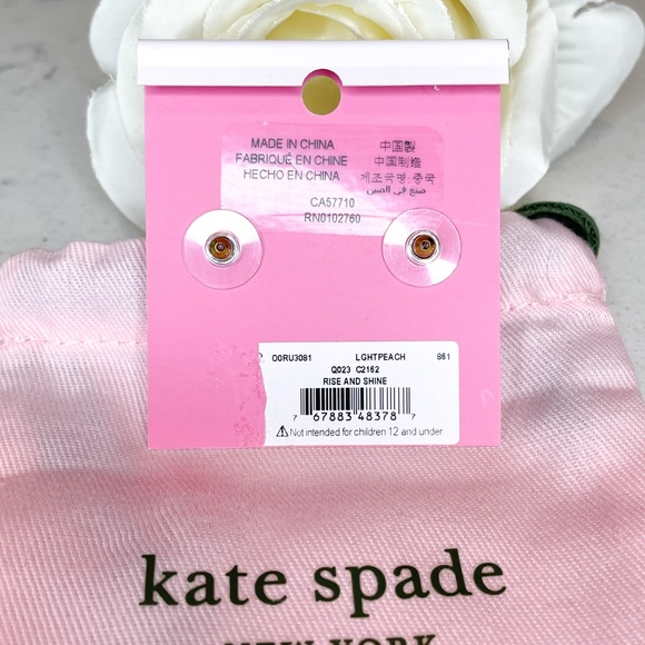 NWT Kate Spade Rise and Shine Light Peach Brilliant Statements Tri-Prong Studs - Picture 5 of 6